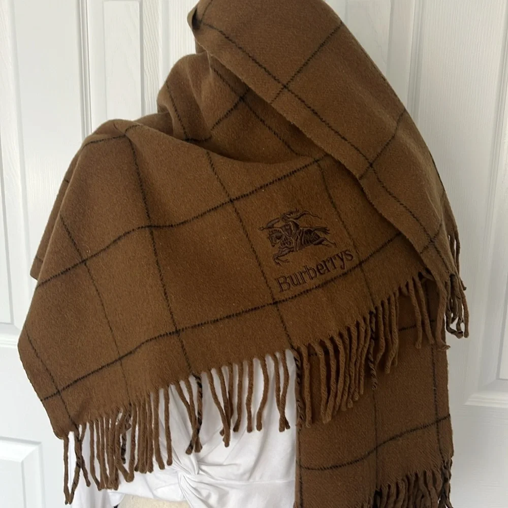Burberrys Vintage Shawl Scarf